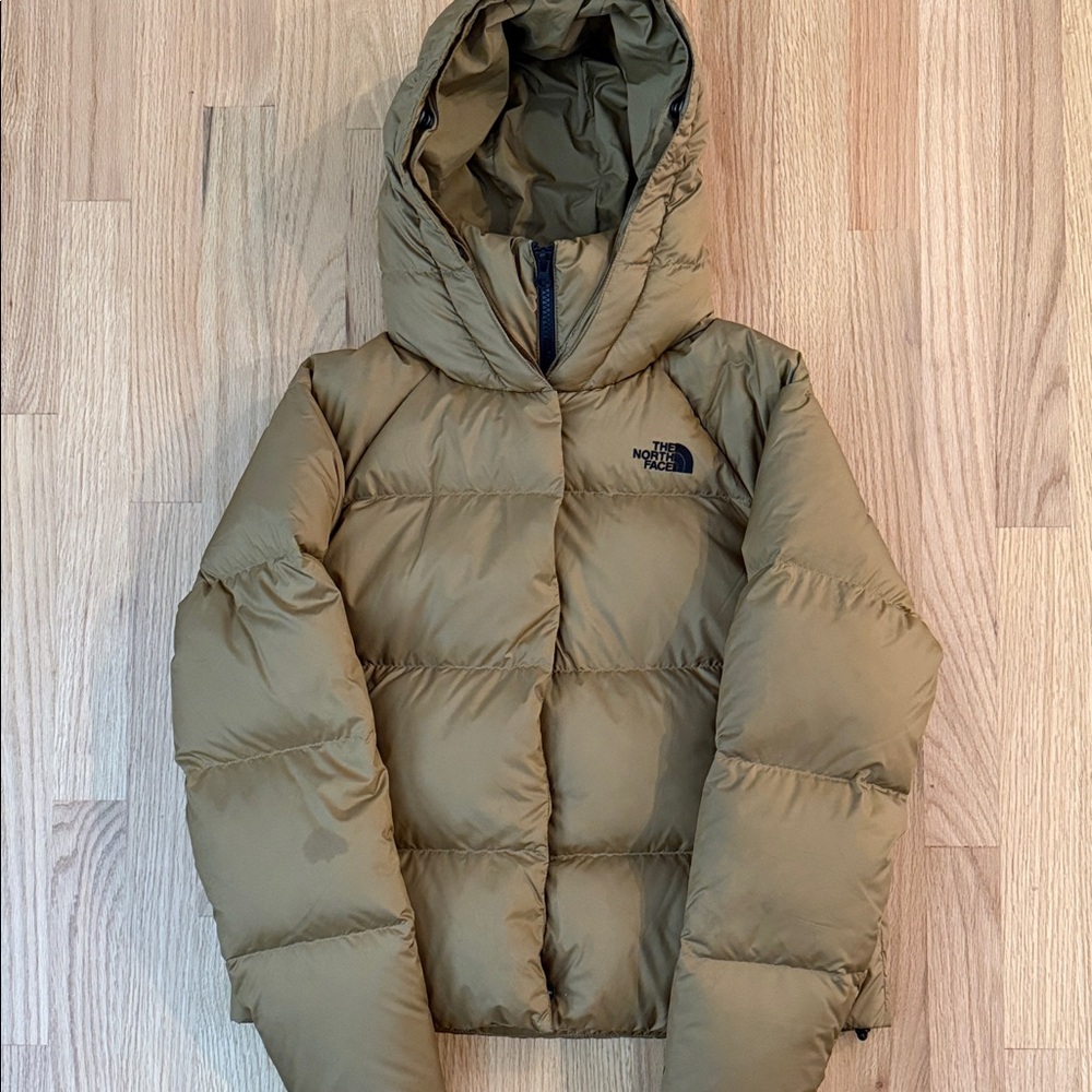 The North Face Women’s Crop Puffer 550 Jacket